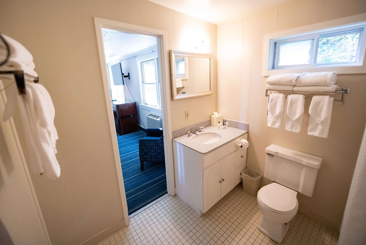 Days Inn by Wyndham Bar Harbor photo 3