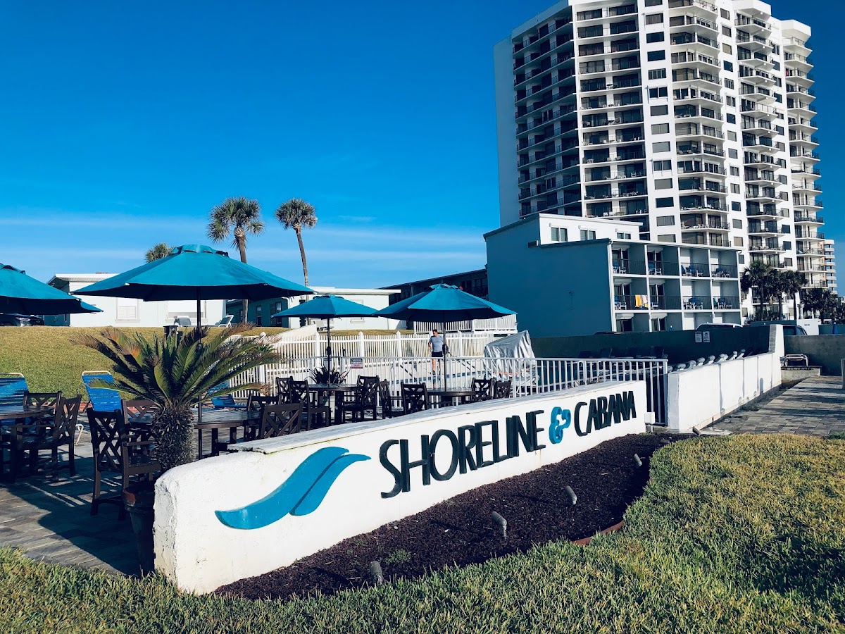Shoreline All Suites Inn & Cabana Colony Cottages
