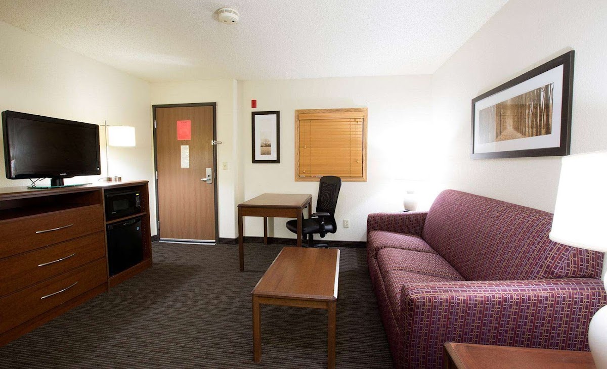 AmericInn by Wyndham Osceola photo 3