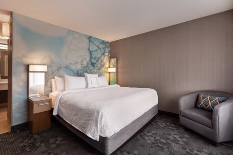 Courtyard by Marriott Topeka photo 2