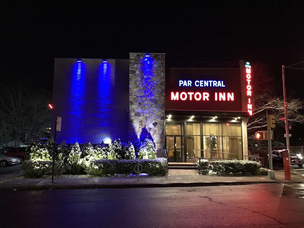 Par Central Motor Inn photo 2