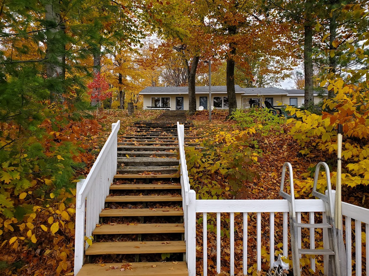 Dixon Lake Resort