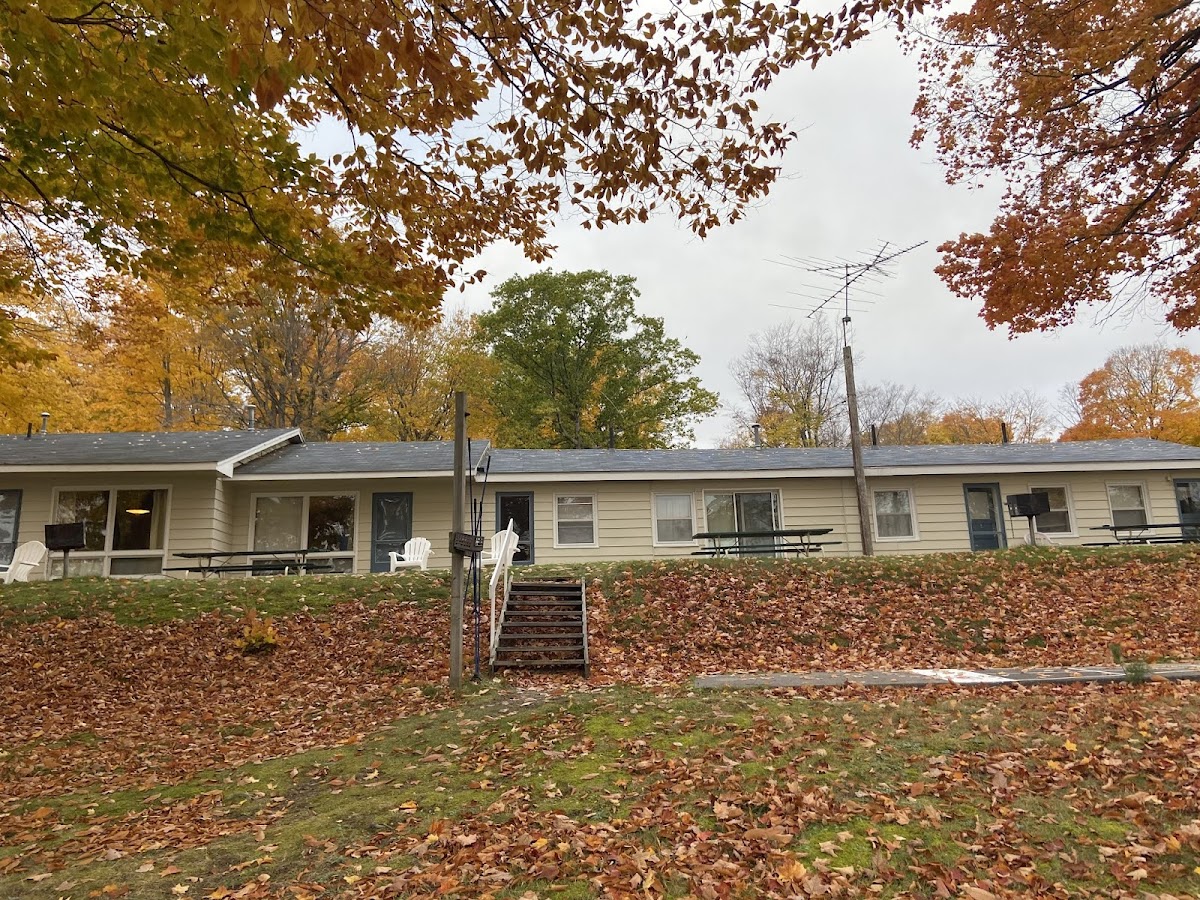 Dixon Lake Resort photo 3
