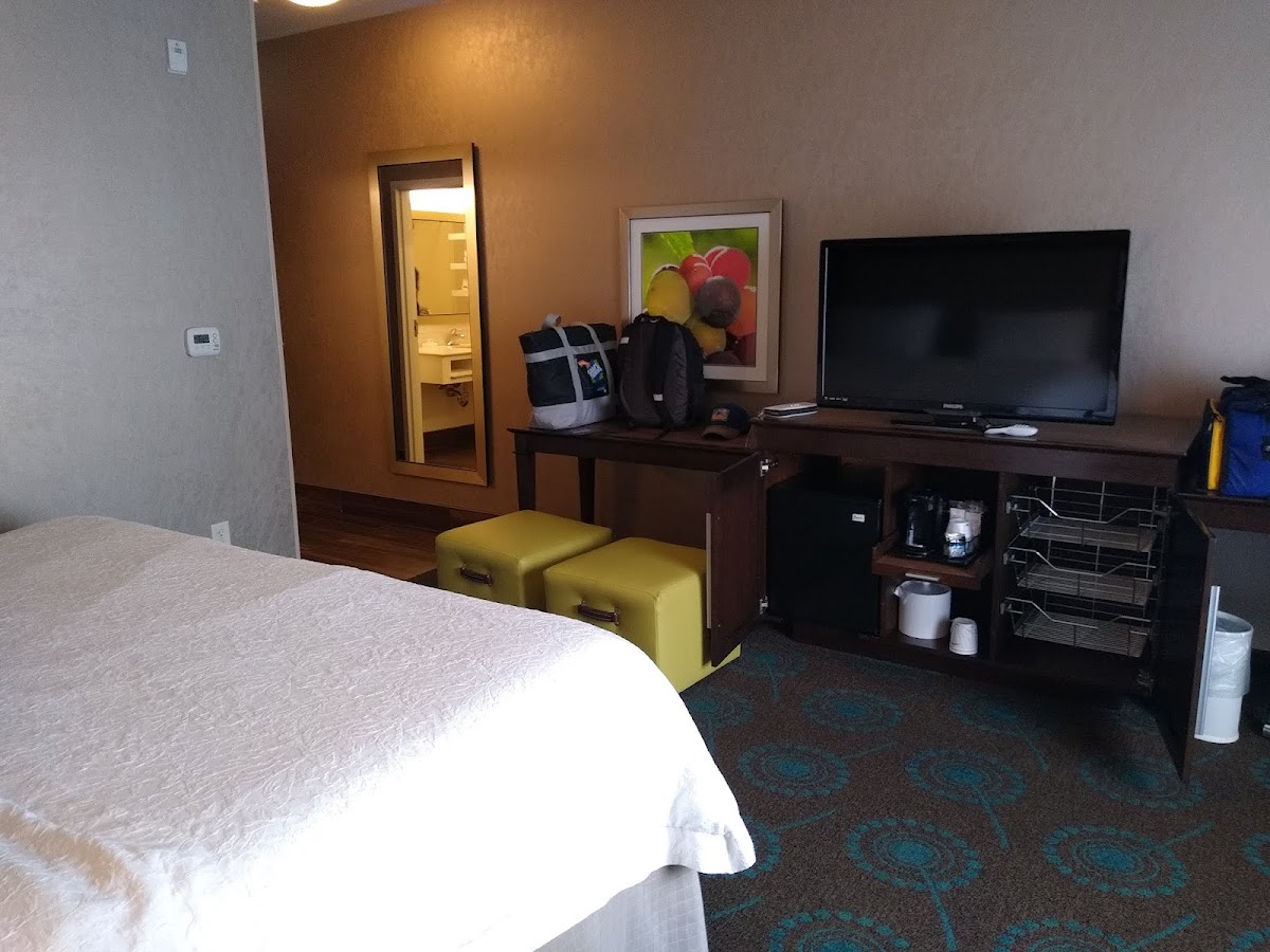 Hampton Inn & Suites Portland/Hillsboro-Evergreen Park photo 2
