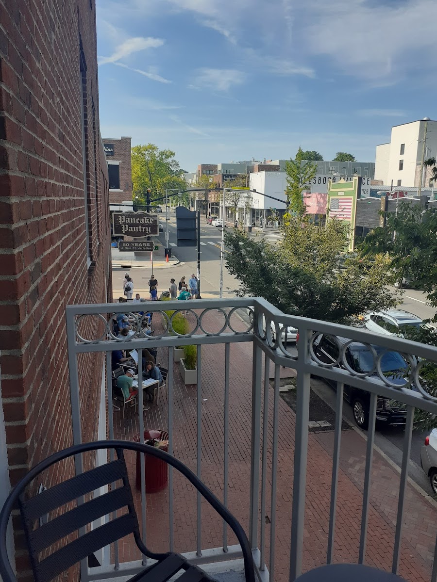 Mint House Nashville – Hillsboro Village