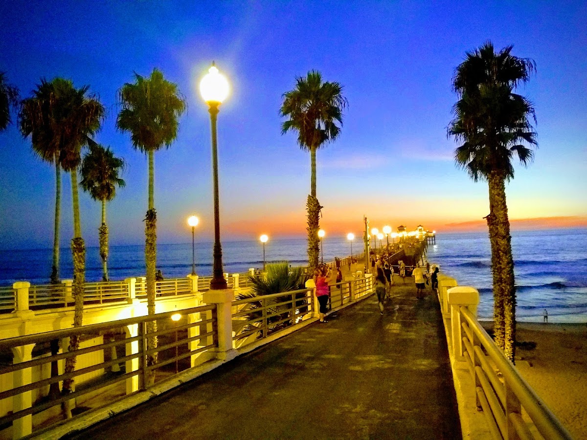 Club Wyndham Oceanside Pier Resort photo 2