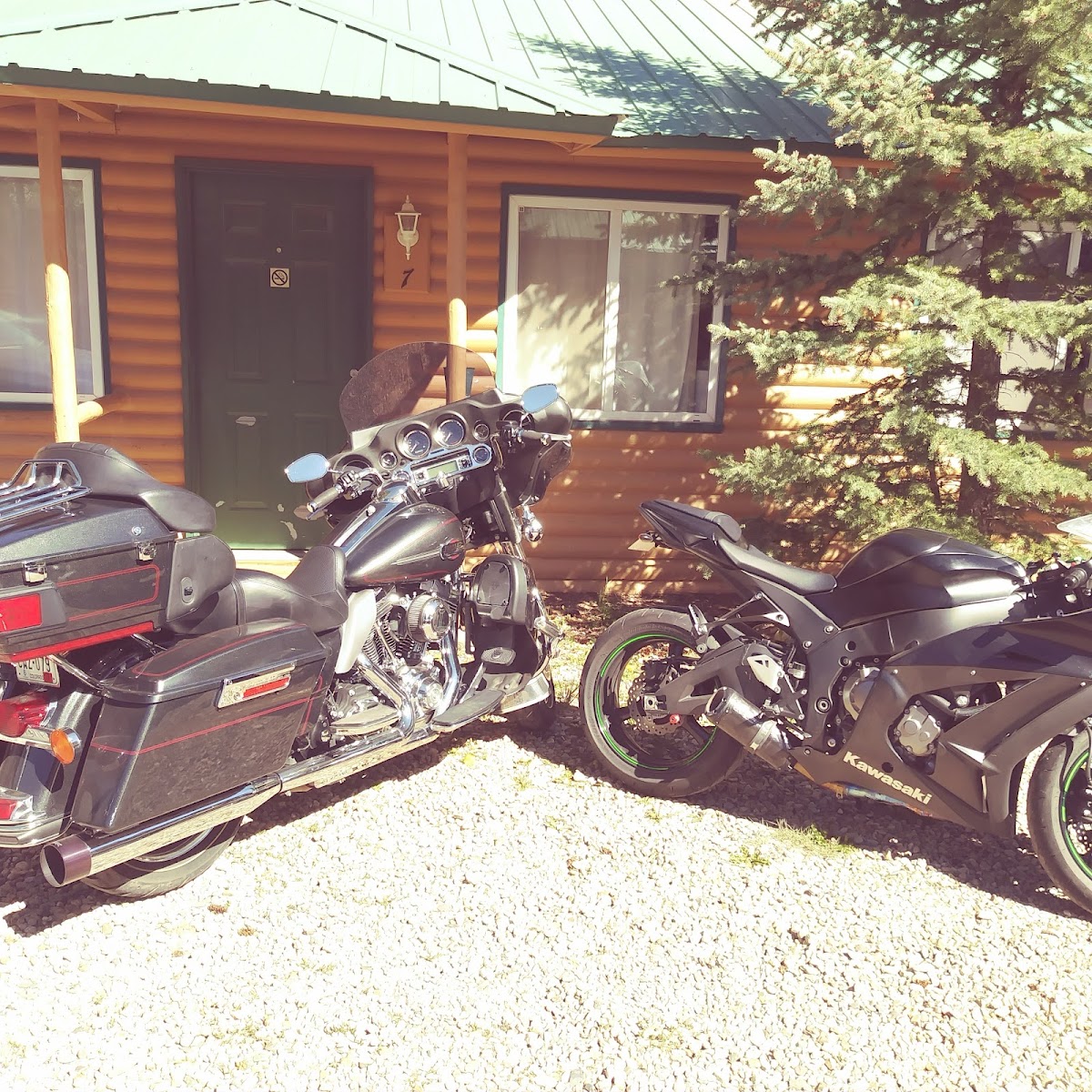 Golden Eagle Lodge (Town of Red River)