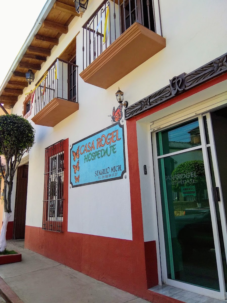 Hospedaje Casa Rogel photo 2