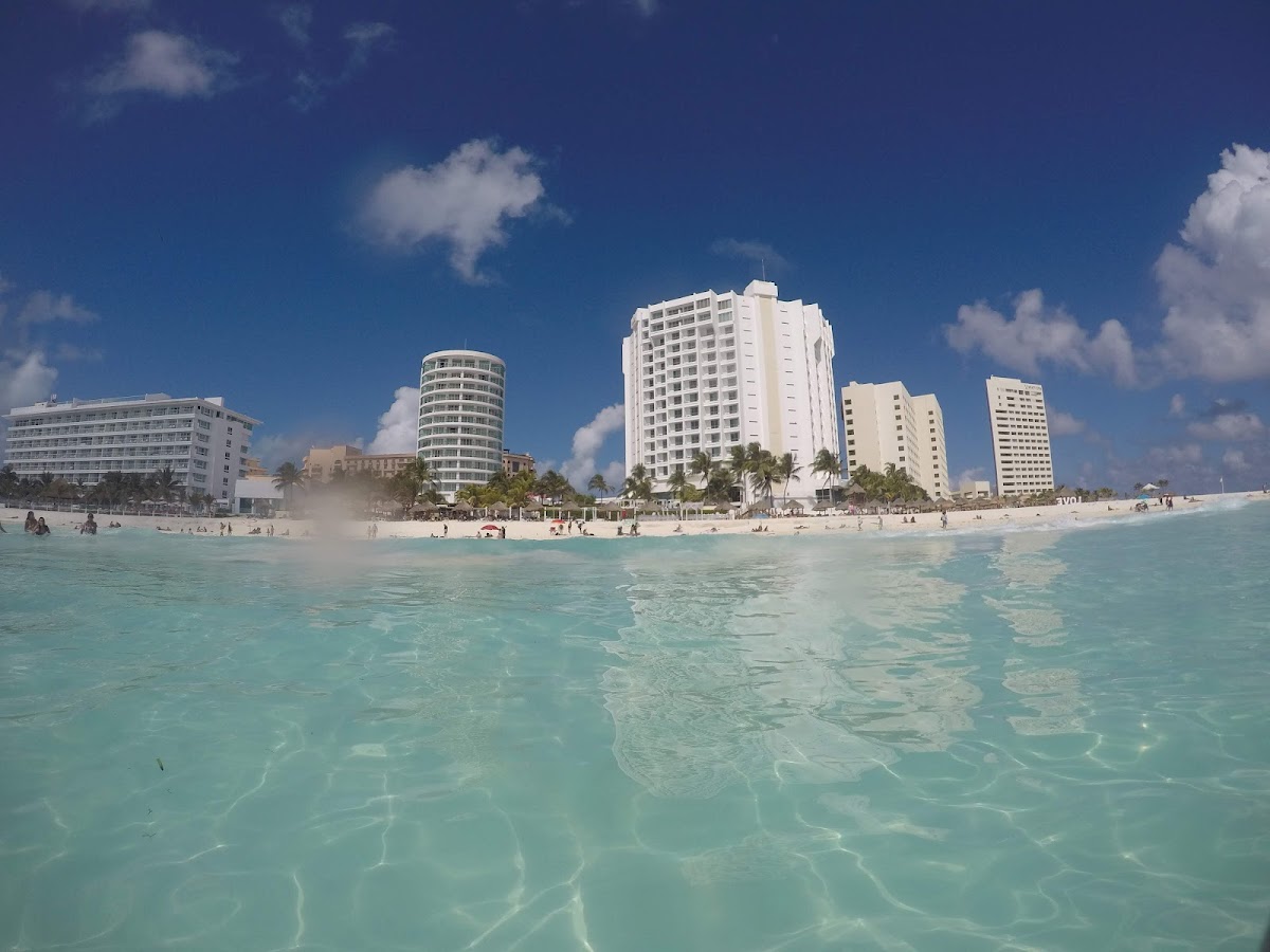 Cancun City photo 2