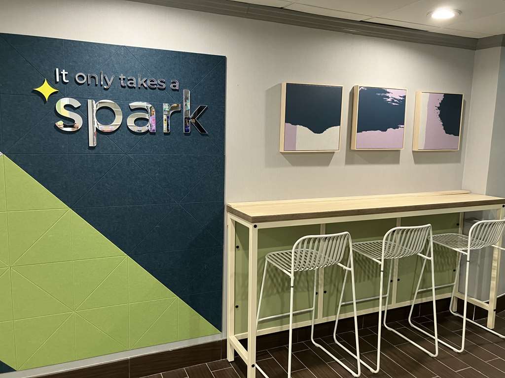Spark by Hilton Clarks Summit photo 3