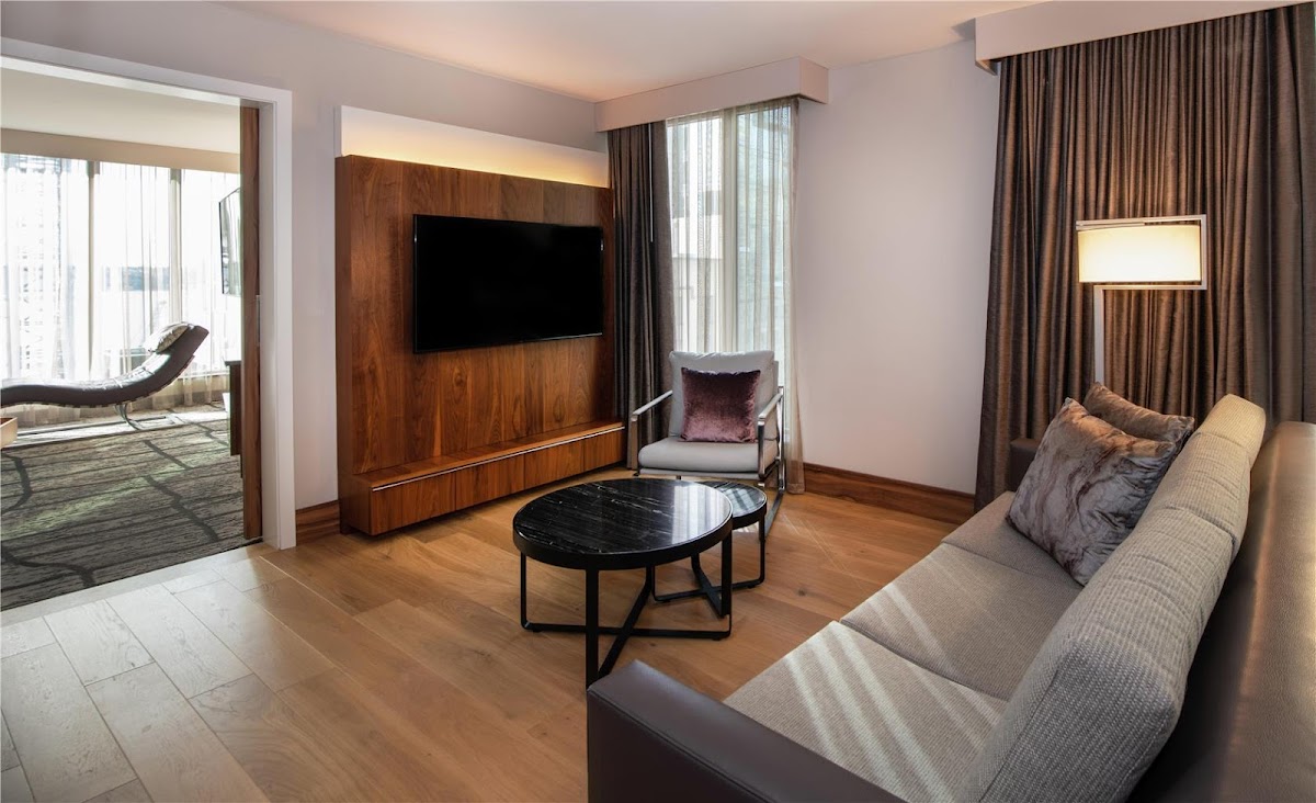 The Charter Hotel Seattle, Curio Collection by Hilton photo 3