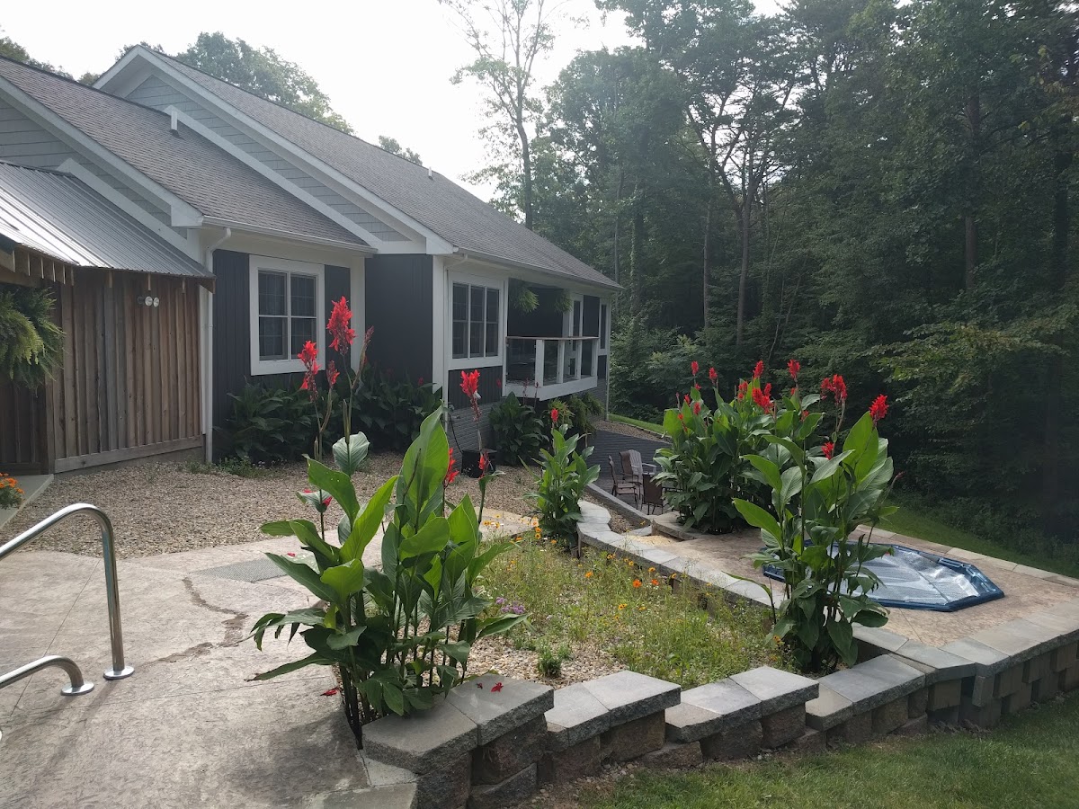 Webb Pointe Luxury Lodge