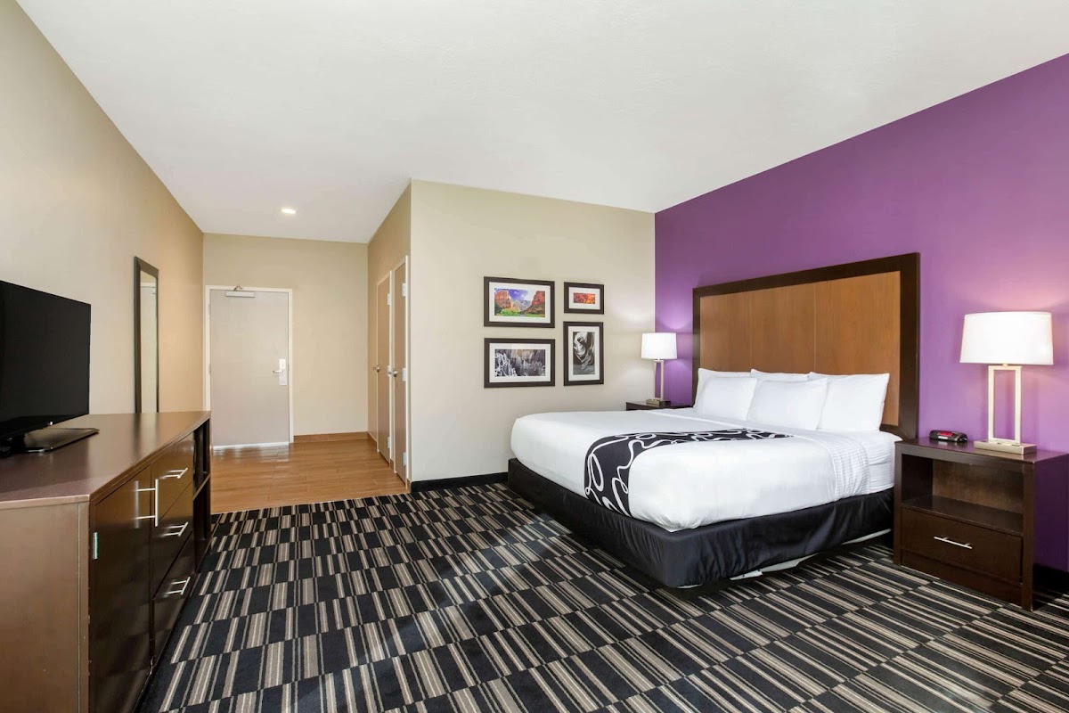 La Quinta Inn & Suites by Wyndham Cedar City photo 2
