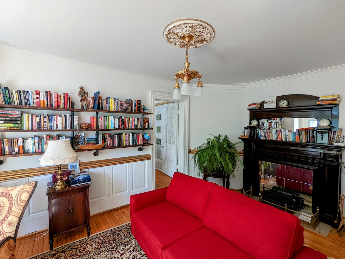 Pangea House Bed & Breakfast photo 3