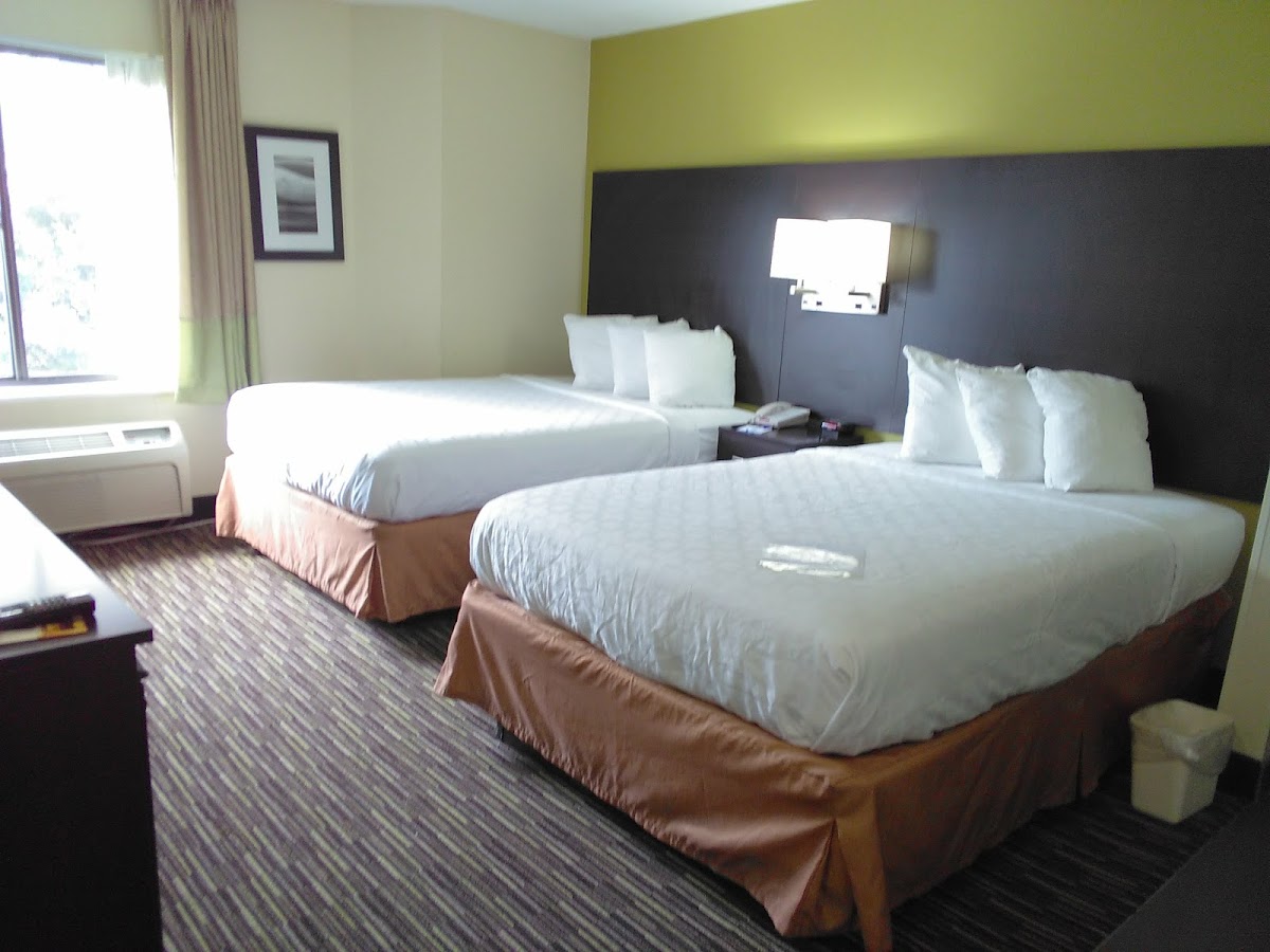 Baymont by Wyndham Newark I-95 at University of Delaware photo 2