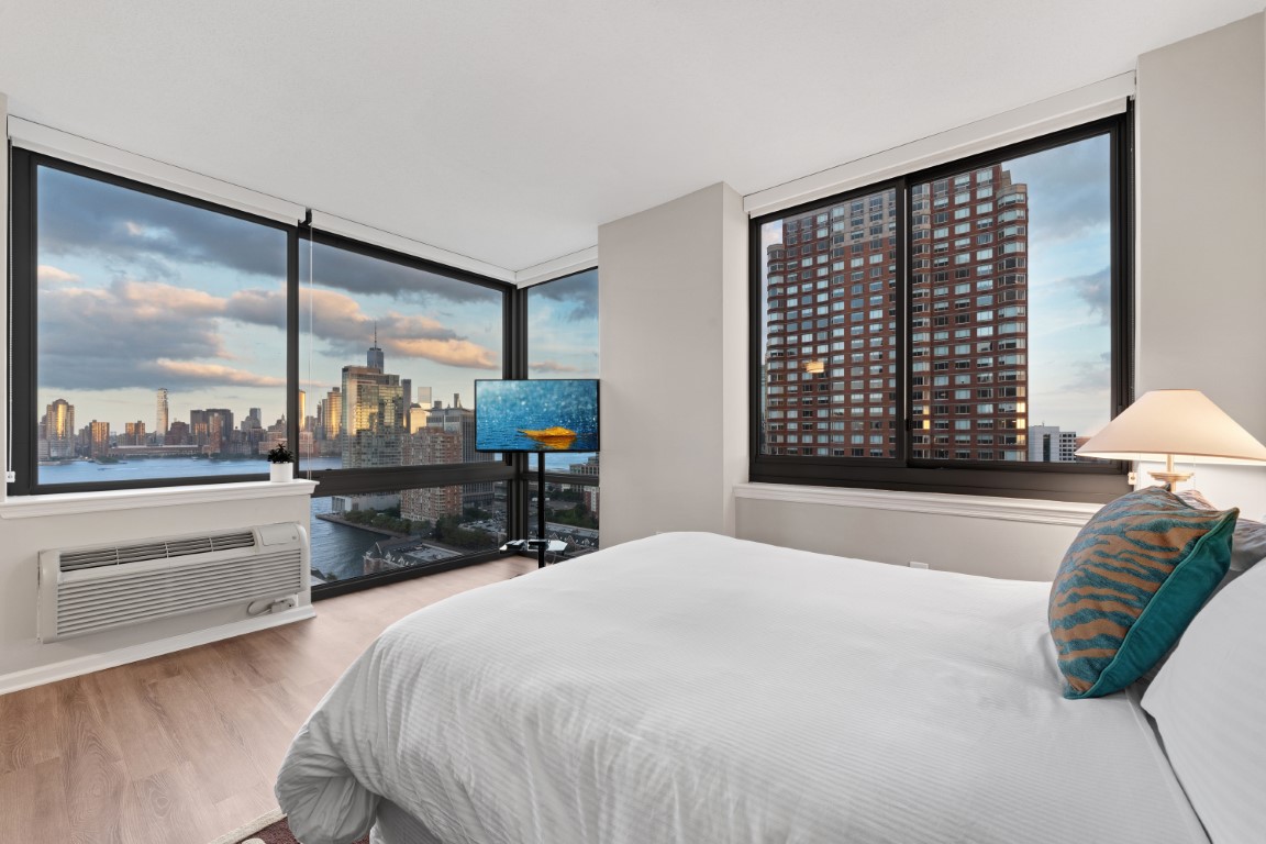 Global Luxury Suites Downtown Jersey City photo 2
