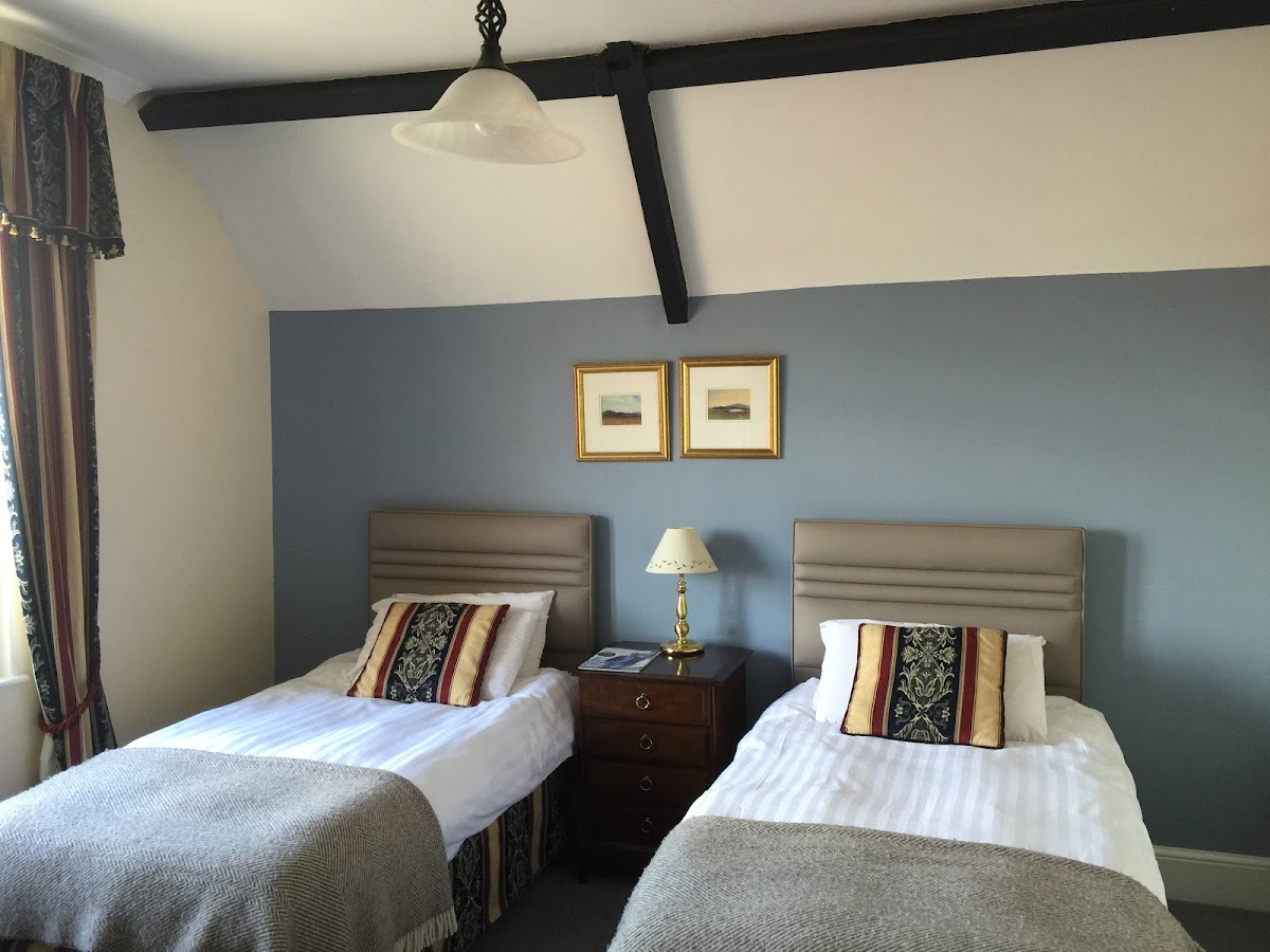 Taunton House Hotel Ltd photo 3