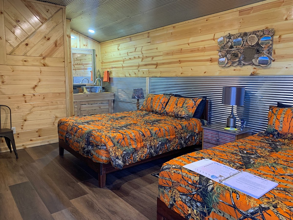 The Lazy Buffalo Cabins, Bunkhouse, and Venue photo 2
