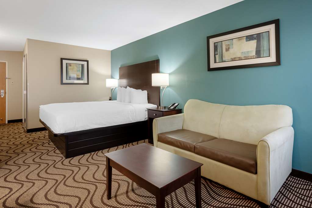 Best Western Plus Lonoke Hotel photo 2