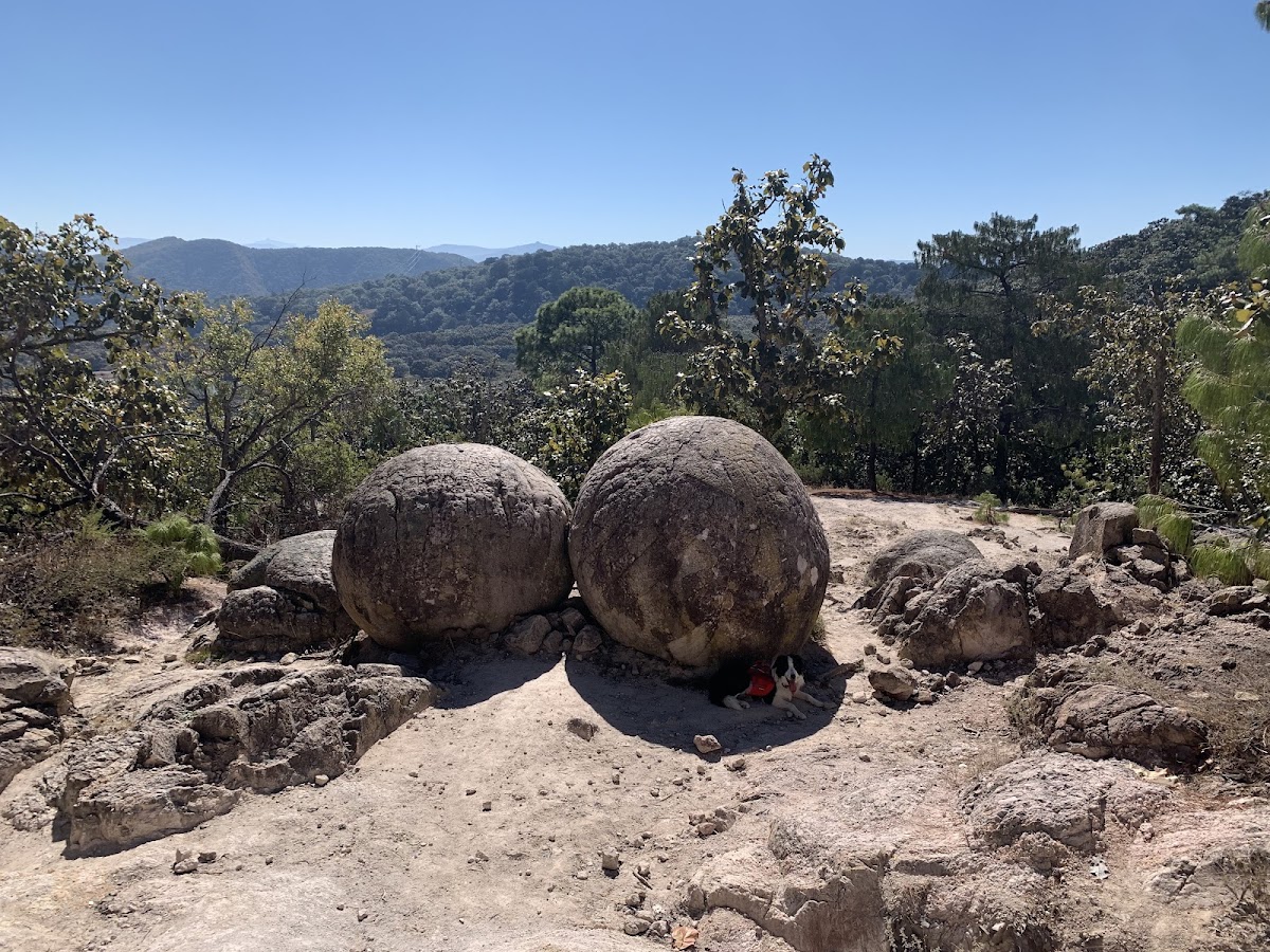 Explanada de las Piedras Bola