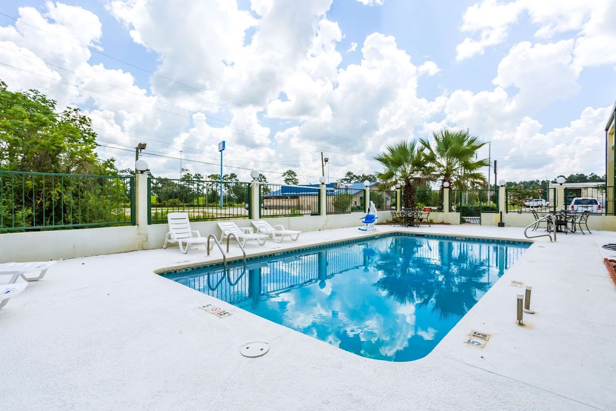 Econo Lodge Picayune photo 3