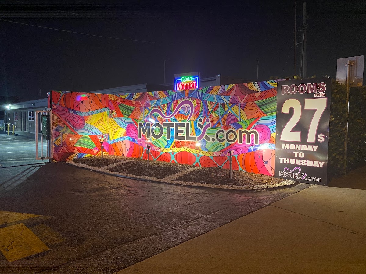 Motel X