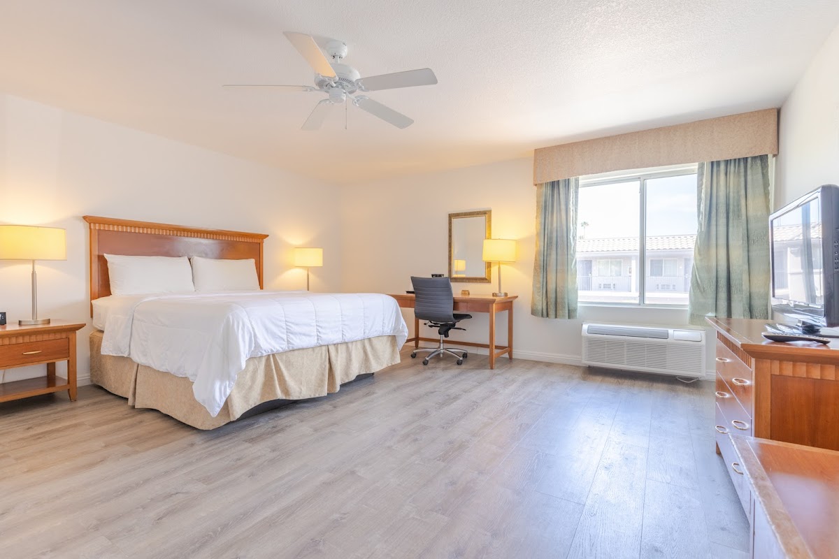 Brawley Inn Hotel & Conference Center photo 2