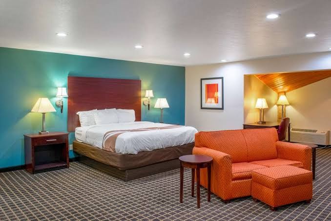 Quality Inn Plainfield - Indianapolis Airport photo 2
