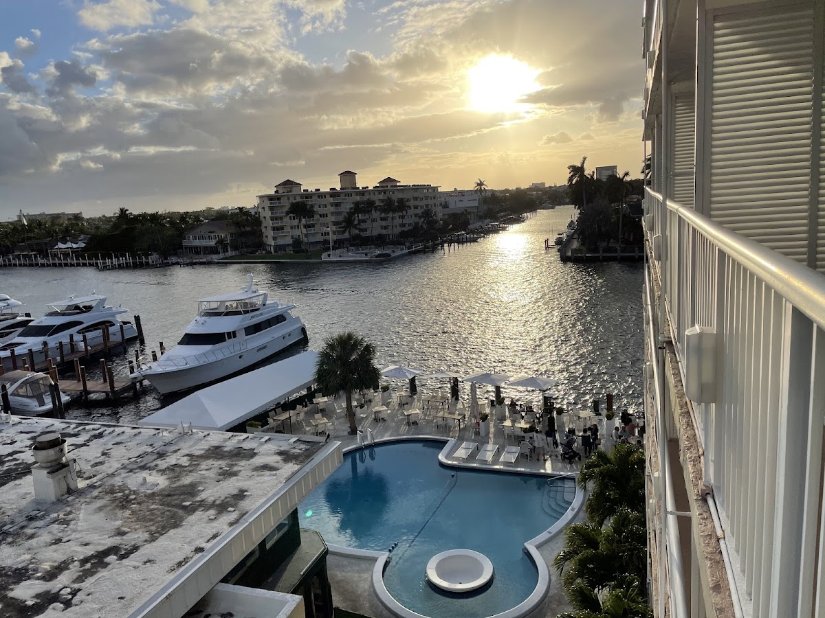 Sands Harbor Resort & Marina photo 3