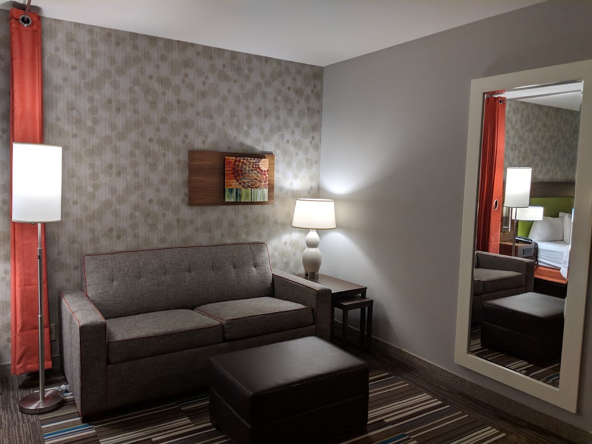 Home2 Suites by Hilton Roanoke photo 2