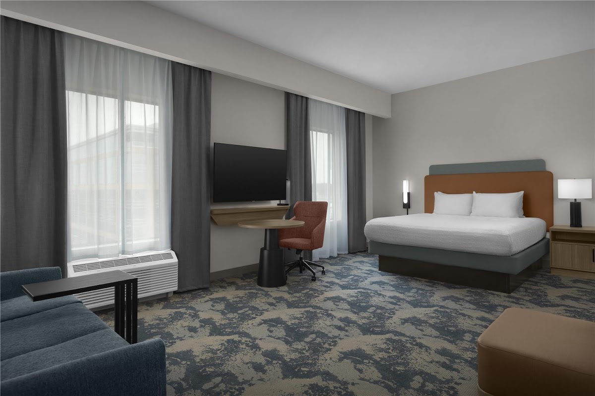 Hampton Inn & Suites Charlotte/Ballantyne photo 2