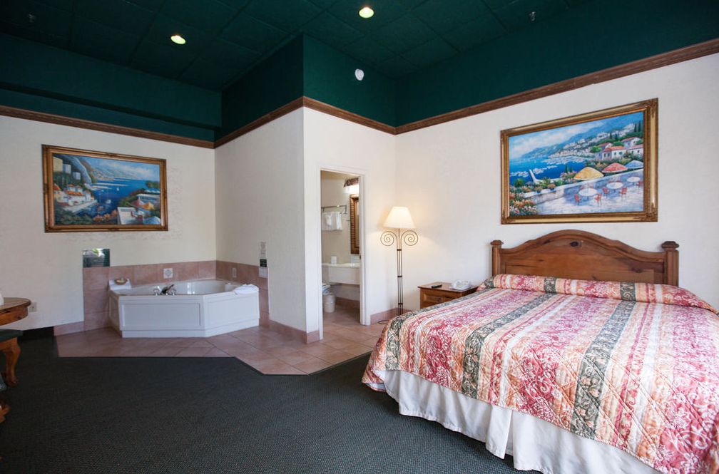 Miami Gardens Inn & Suites photo 2