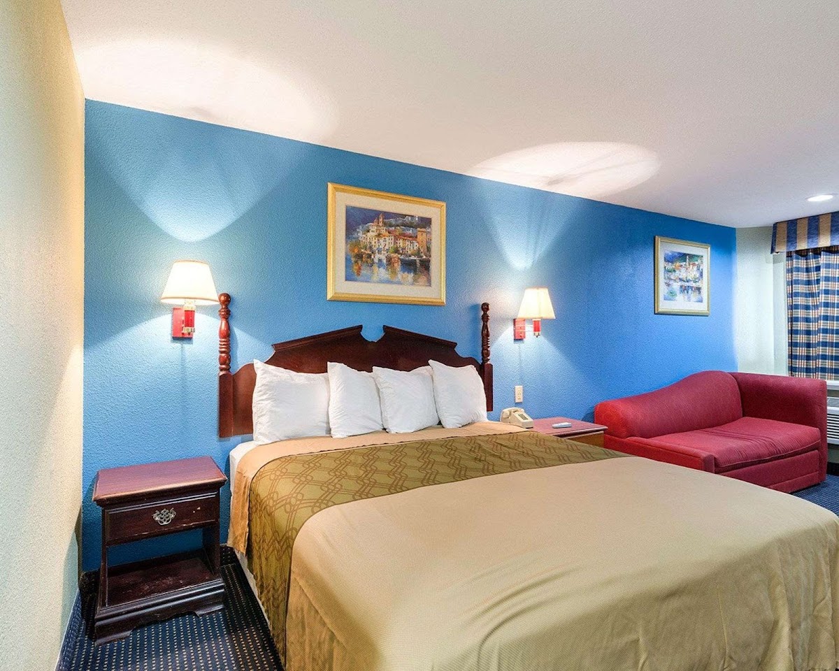 Rodeway Inn South Houston photo 2