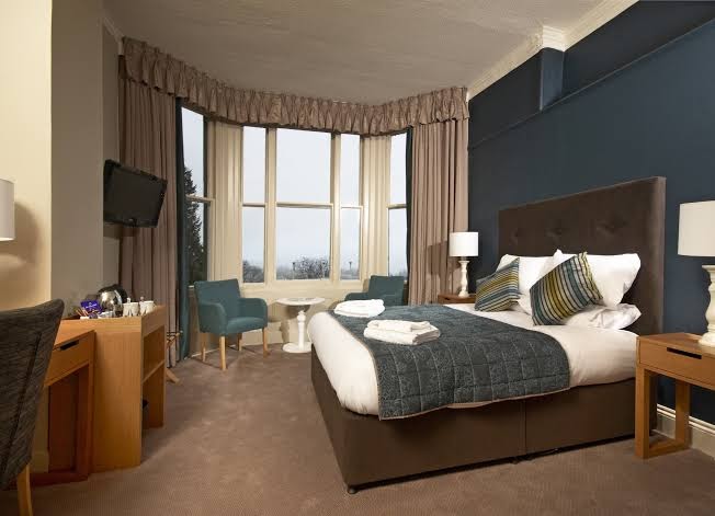 The Invercauld Arms Hotel photo 2