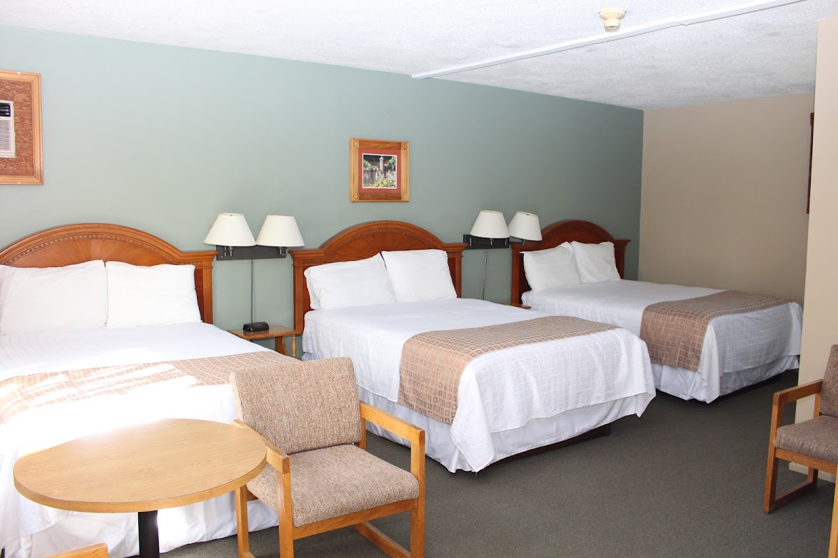 Colonial Resort- 1000 Islands photo 2