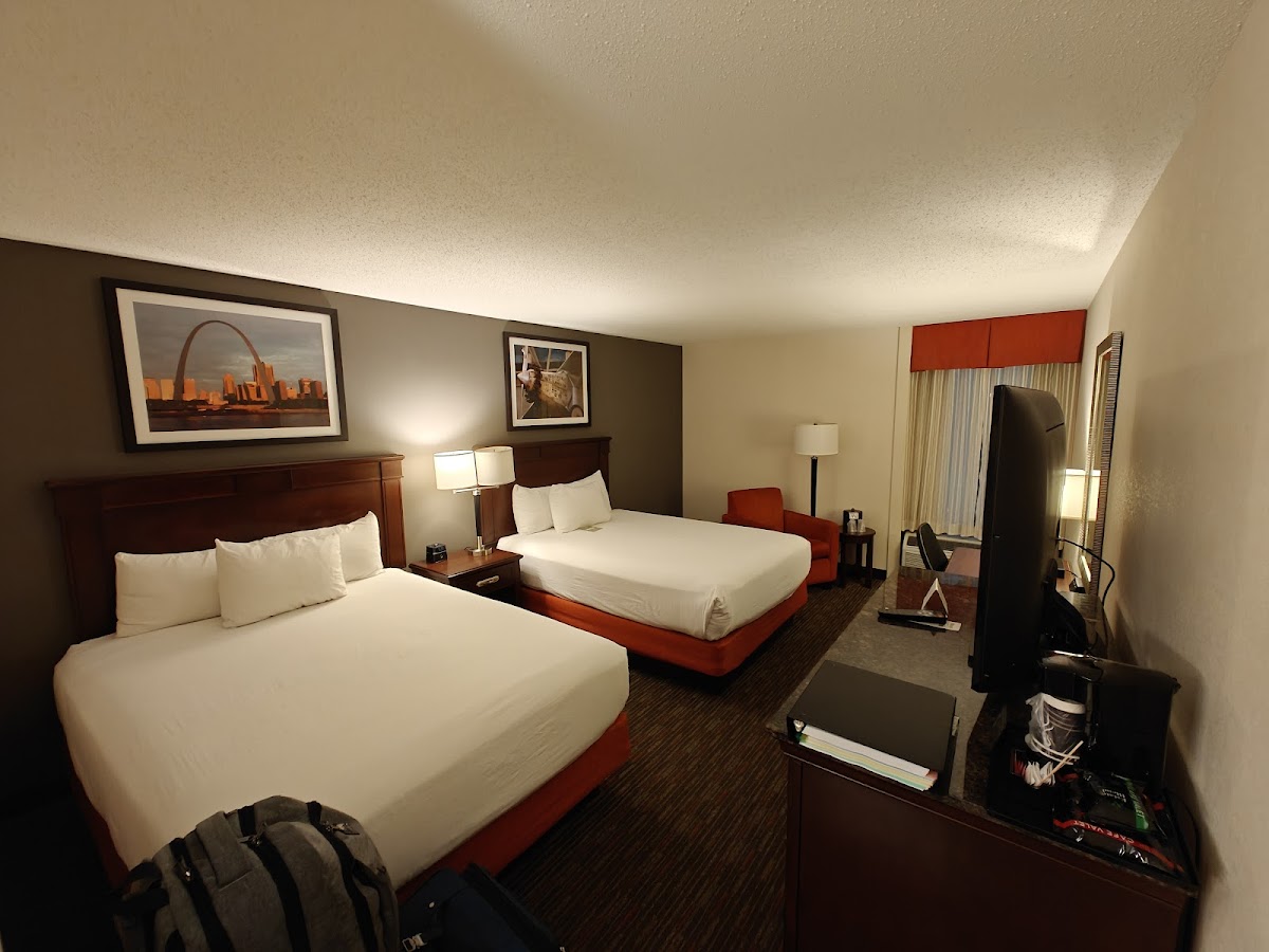 Drury Inn & Suites St. Louis Airport photo 3