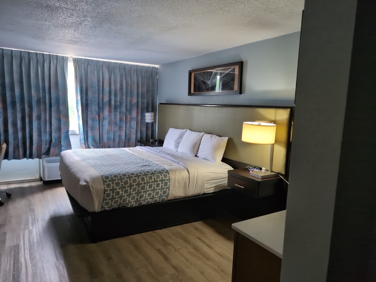 Fairborn Hotel & Inn photo 2