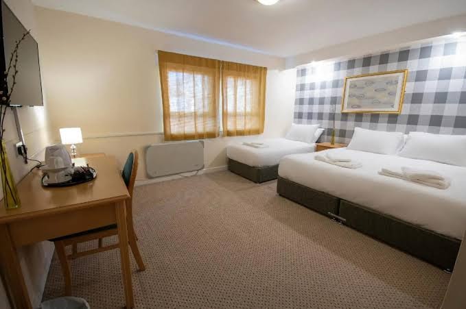 Douglas Arms Hotel - Book Direct with Paymán Club photo 3