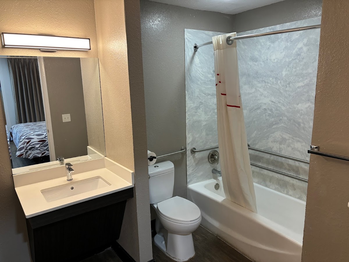 Red Roof Inn Wildwood, FL - The Villages photo 3