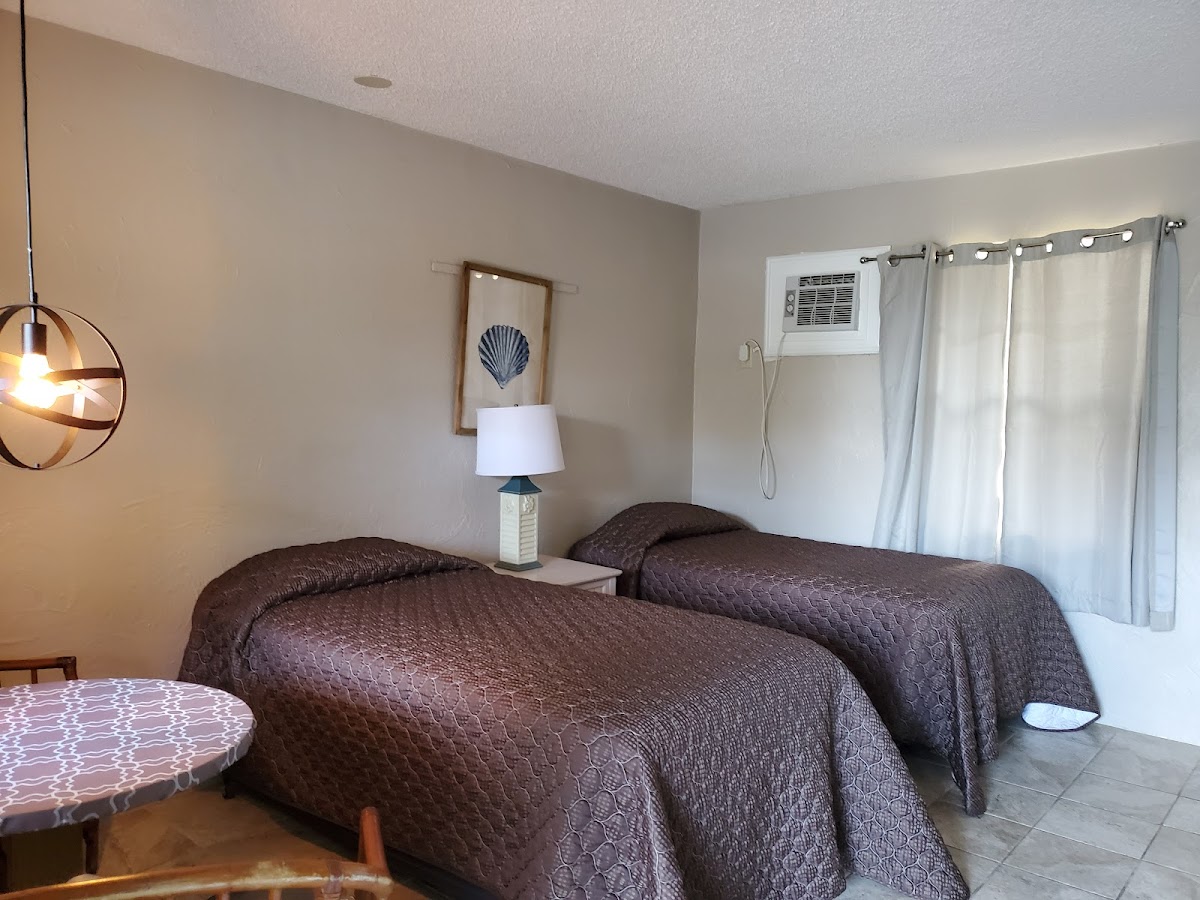Pennwood Motor Lodge photo 2