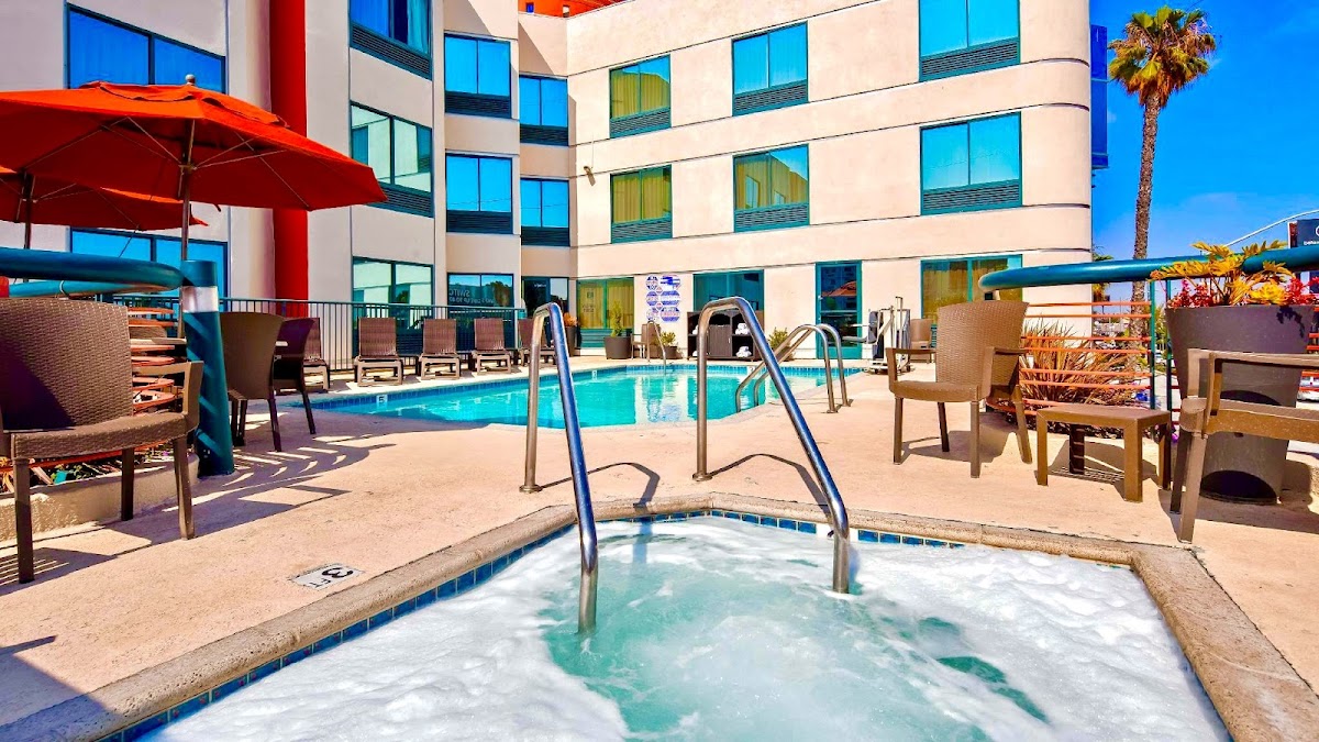 Best Western Plus Suites Hotel - Los Angeles LAX Airport