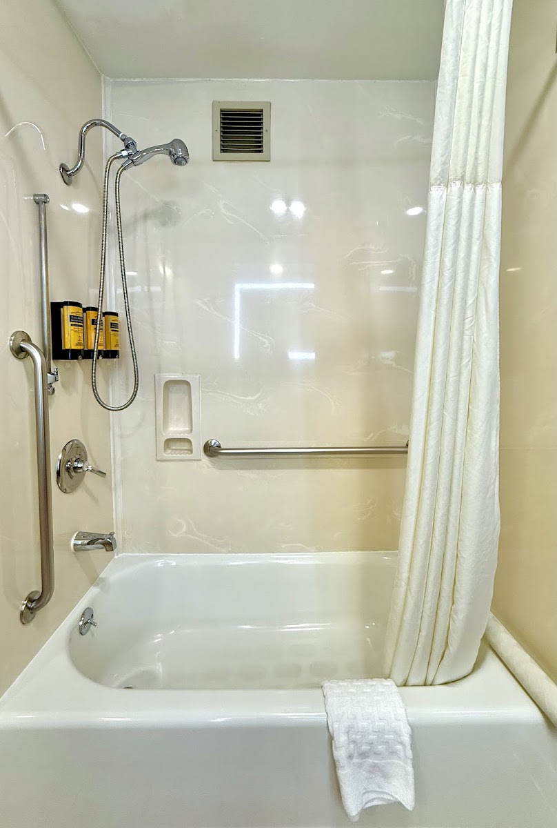 Best Western Plus Suites Hotel - Los Angeles LAX Airport photo 2