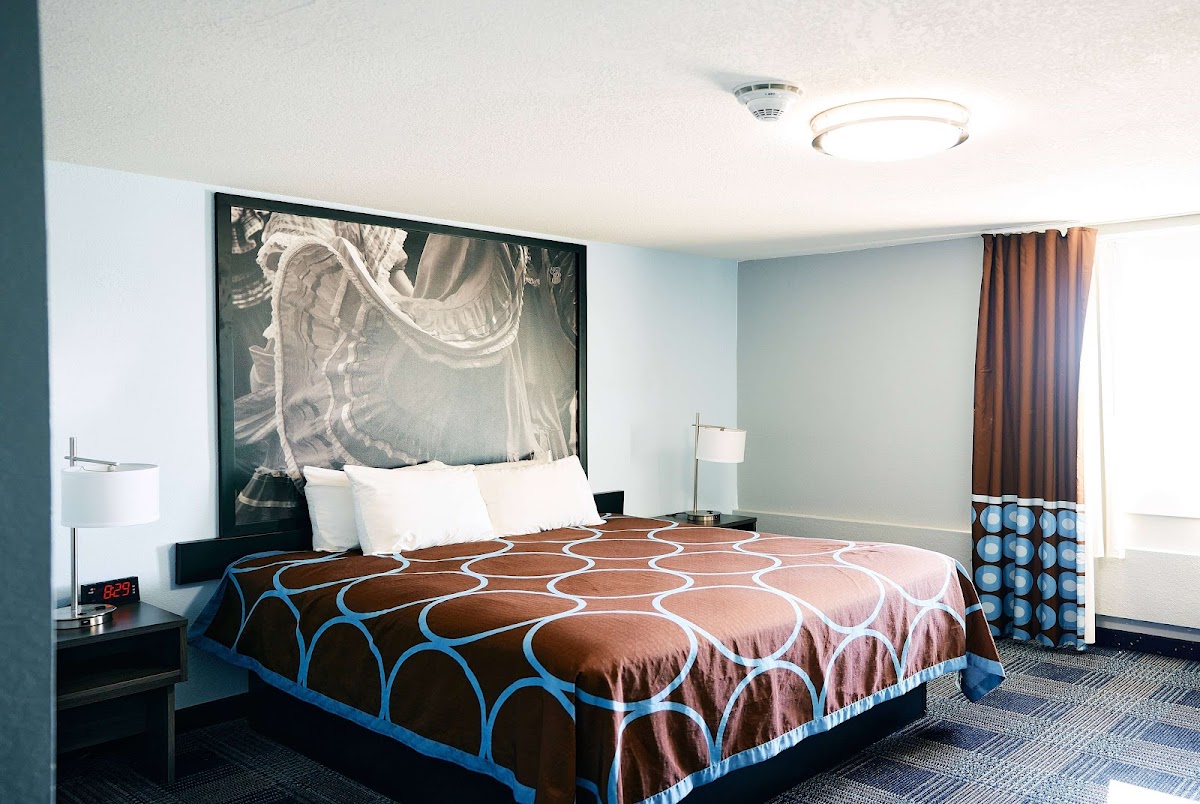 Super 8 by Wyndham Pueblo photo 3