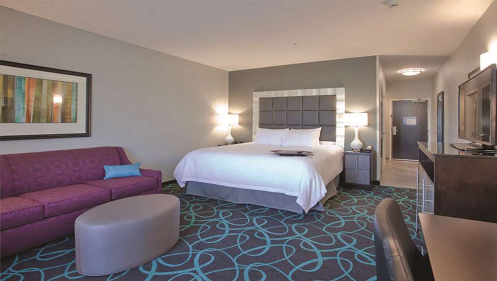 Hampton Inn Kearney photo 2