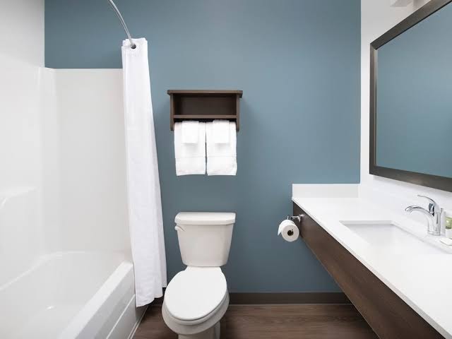 WoodSpring Suites Bakersfield East photo 3