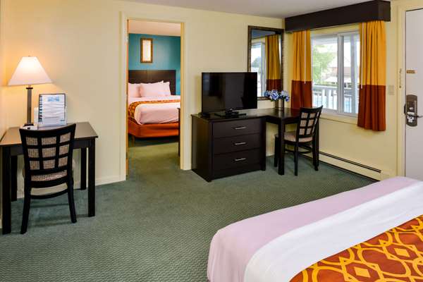 Rodeway Inn Orleans - Cape Cod photo 2