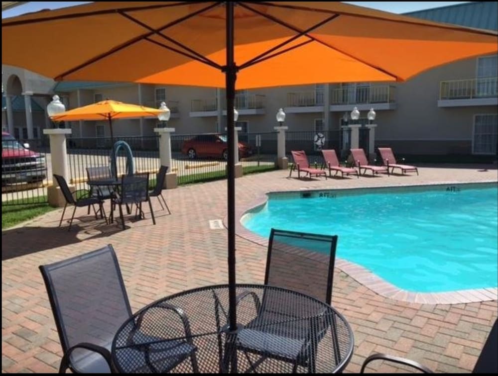 Extend-A-Suites photo 3