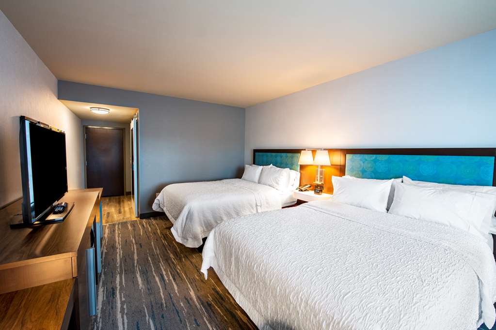 Hampton Inn & Suites Keller Town Center photo 2