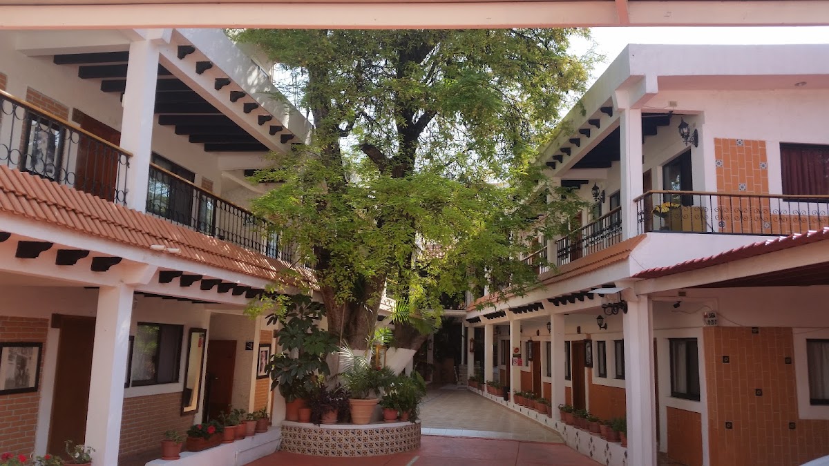Hotel Plaza Cándida