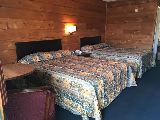 Lexington Inn photo 2